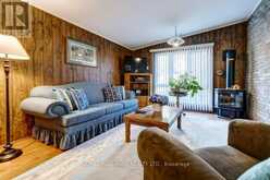 59 MAYVERN CRESCENT | Richmond Hill Ontario | Slide Image Fifteen
