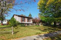 59 MAYVERN CRESCENT | Richmond Hill Ontario | Slide Image Two
