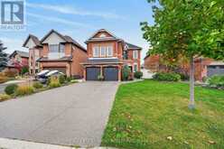110 COVE CRESCENT | Hamilton Ontario | Slide Image Four