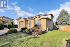 24 RUNDLE CRESCENT | Barrie Ontario | Slide Image Two