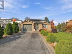 24 RUNDLE CRESCENT Barrie Ontario, L4N 8E7