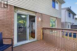 122 MOSS PLACE | Guelph Ontario | Slide Image Sixteen