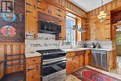 9 THE QUEENSWAY N | Georgina Ontario | Slide Image Eight