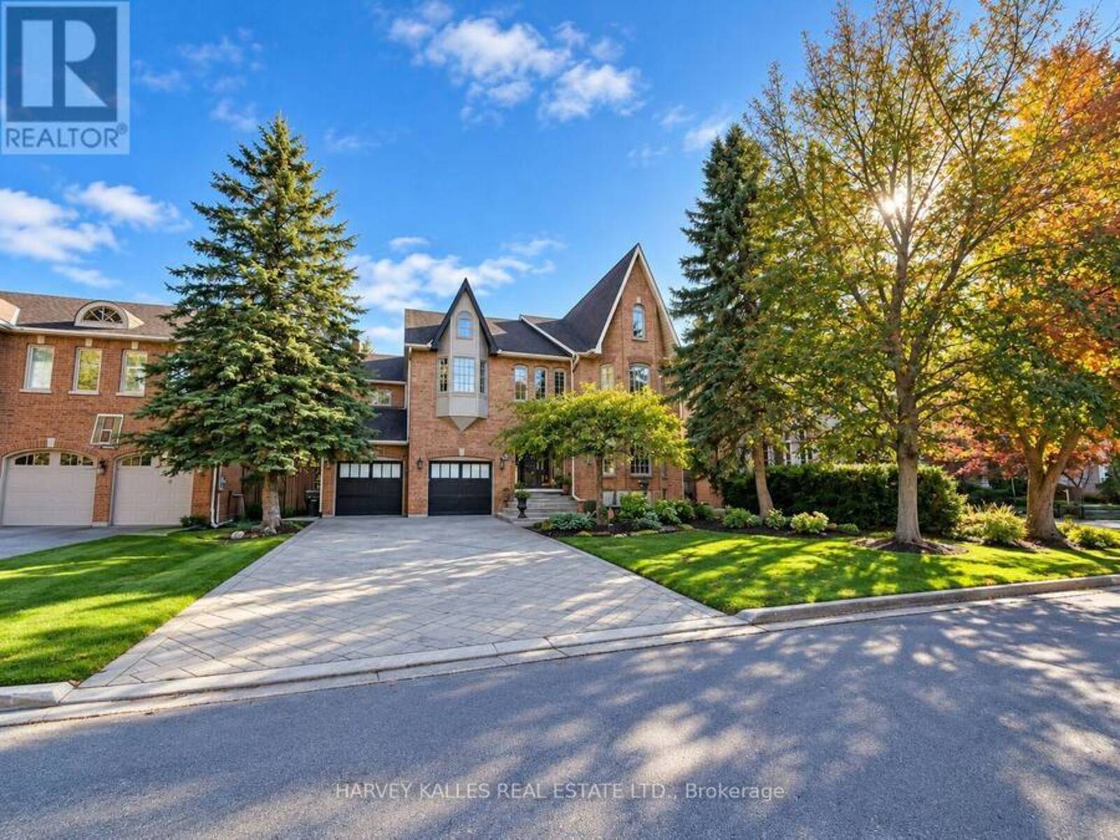 11 YORK ROAD, Toronto, Ontario M2L 1H4
