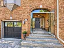 11 YORK ROAD | Toronto Ontario | Slide Image Three