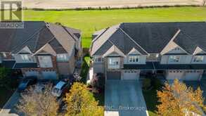 55 VOYAGER PASS | Binbrook Ontario | Slide Image Two
