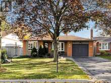 15 GUTHRIE CRESCENT | Whitby Ontario | Slide Image One