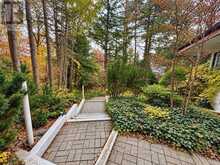 32 DAVIDSON DRIVE | Vaughan Ontario | Slide Image Three