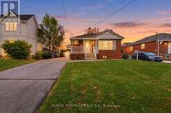 28 WICKFORD DRIVE | Toronto Ontario | Slide Image One
