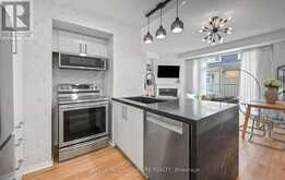 555 - 36 STADIUM ROAD | Toronto Ontario | Slide Image Thirteen