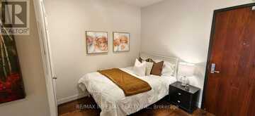 405 - 25 OXLEY STREET | Toronto Ontario | Slide Image Two