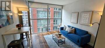405 - 25 OXLEY STREET | Toronto Ontario | Slide Image Eight