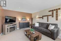 4 BLACKBURN CRESCENT | Caledonia Ontario | Slide Image Eight
