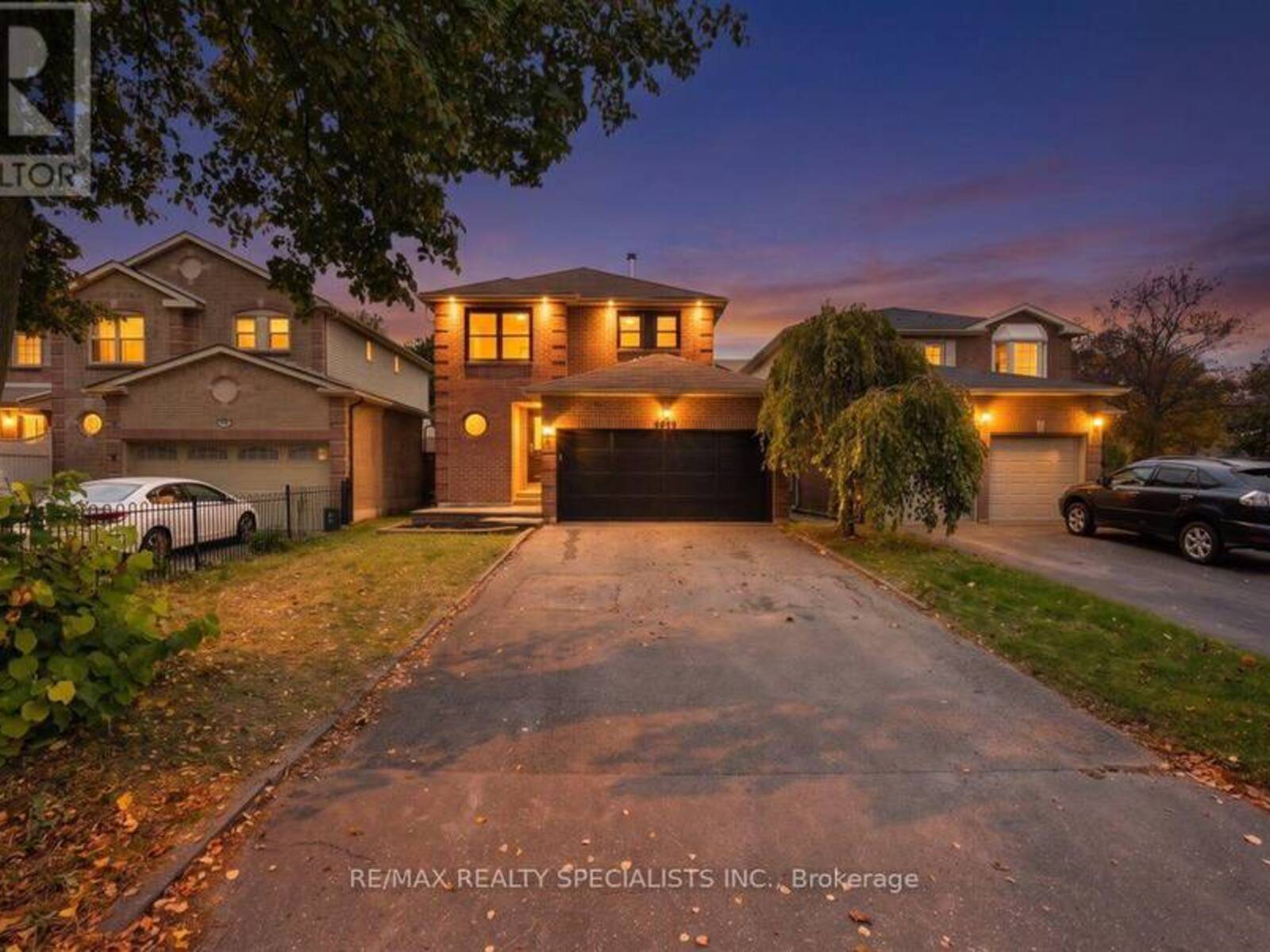 1610 RAWLINGS DRIVE, Pickering, Ontario L1V 5B5