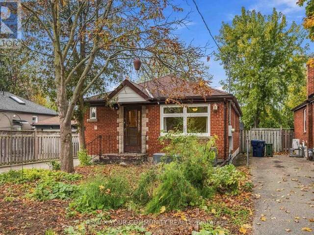4 WALTONICE ROAD Toronto Ontario, M1M 3G5 - 3 Bedrooms Home For Sale
