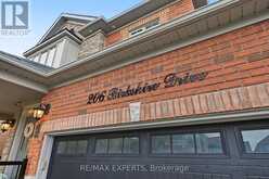 206 BIRKSHIRE DRIVE | Aurora Ontario | Slide Image Five