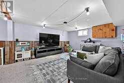 32 CAROLINE STREET | Barrie Ontario | Slide Image Thirty-three