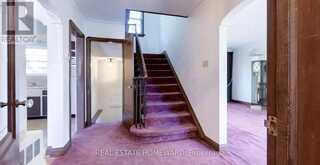 6 STAG HILL DRIVE | Toronto Ontario | Slide Image Six