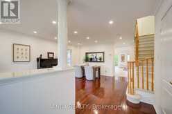 1 AYLESBURY GATE | Markham Ontario | Slide Image Four