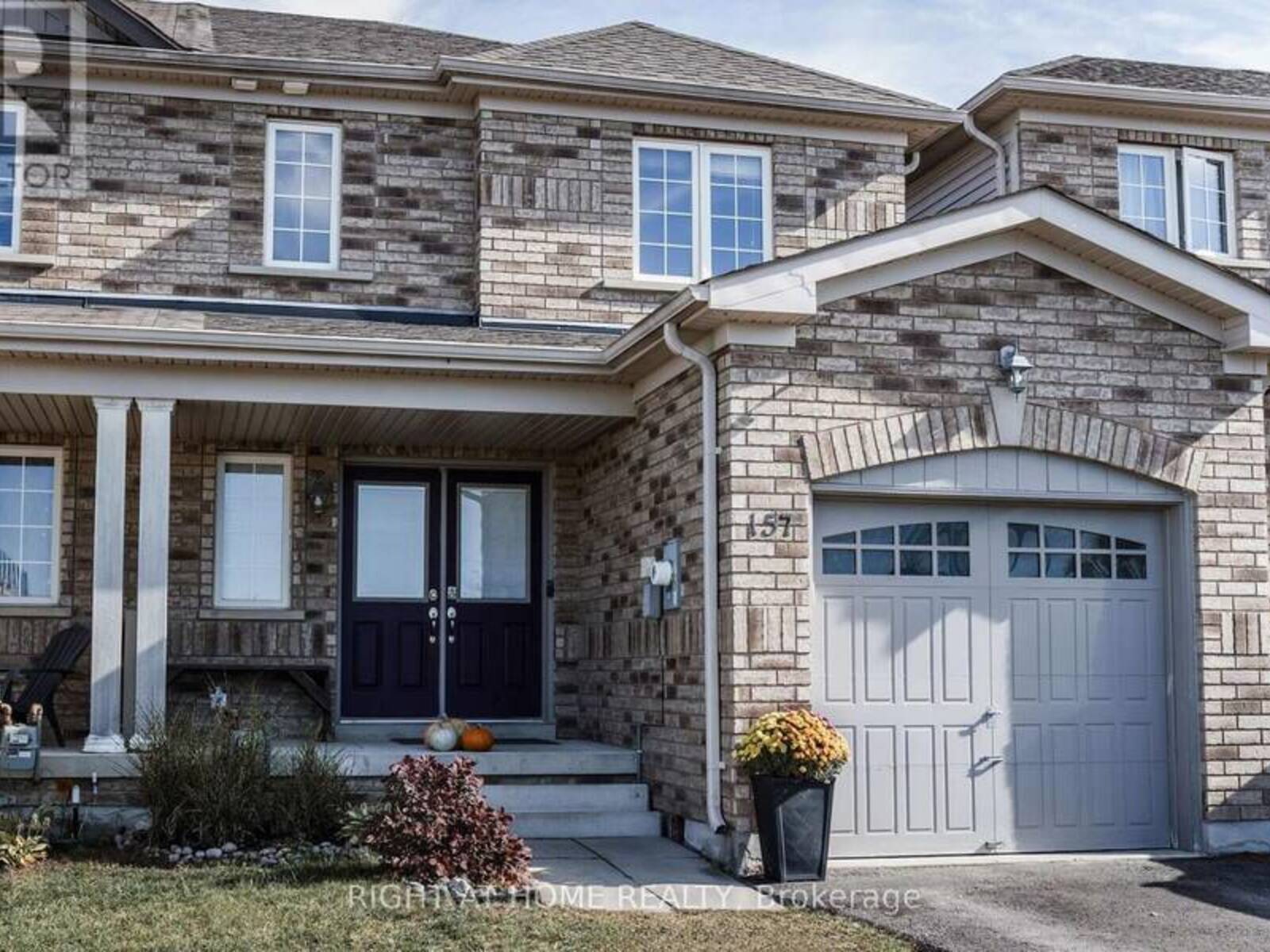 157 GREENWOOD DRIVE, Angus, Ontario L3W 0E4