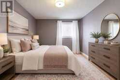 301 DUNSMORE LANE | Barrie Ontario | Slide Image Thirteen