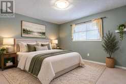 26 SUNDEW DRIVE | Barrie Ontario | Slide Image Ten