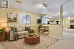 26 SUNDEW DRIVE | Barrie Ontario | Slide Image Sixteen