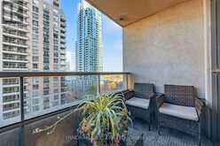 723 - 5233 DUNDAS STREET W | Toronto Ontario | Slide Image Nineteen