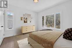 8735 HARLYN COMMON | Niagara Falls Ontario | Slide Image Seventeen