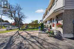 30 THE COUNTRY WAY | Kitchener Ontario | Slide Image Eleven