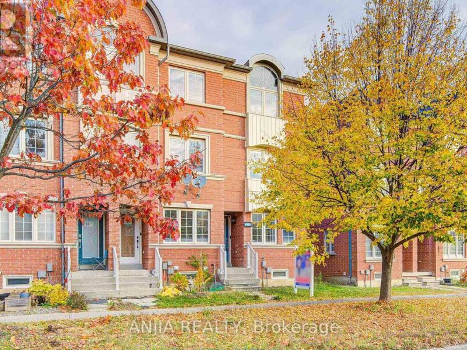 2434 BUR OAK AVENUE, Markham, Ontario L6B 1J8