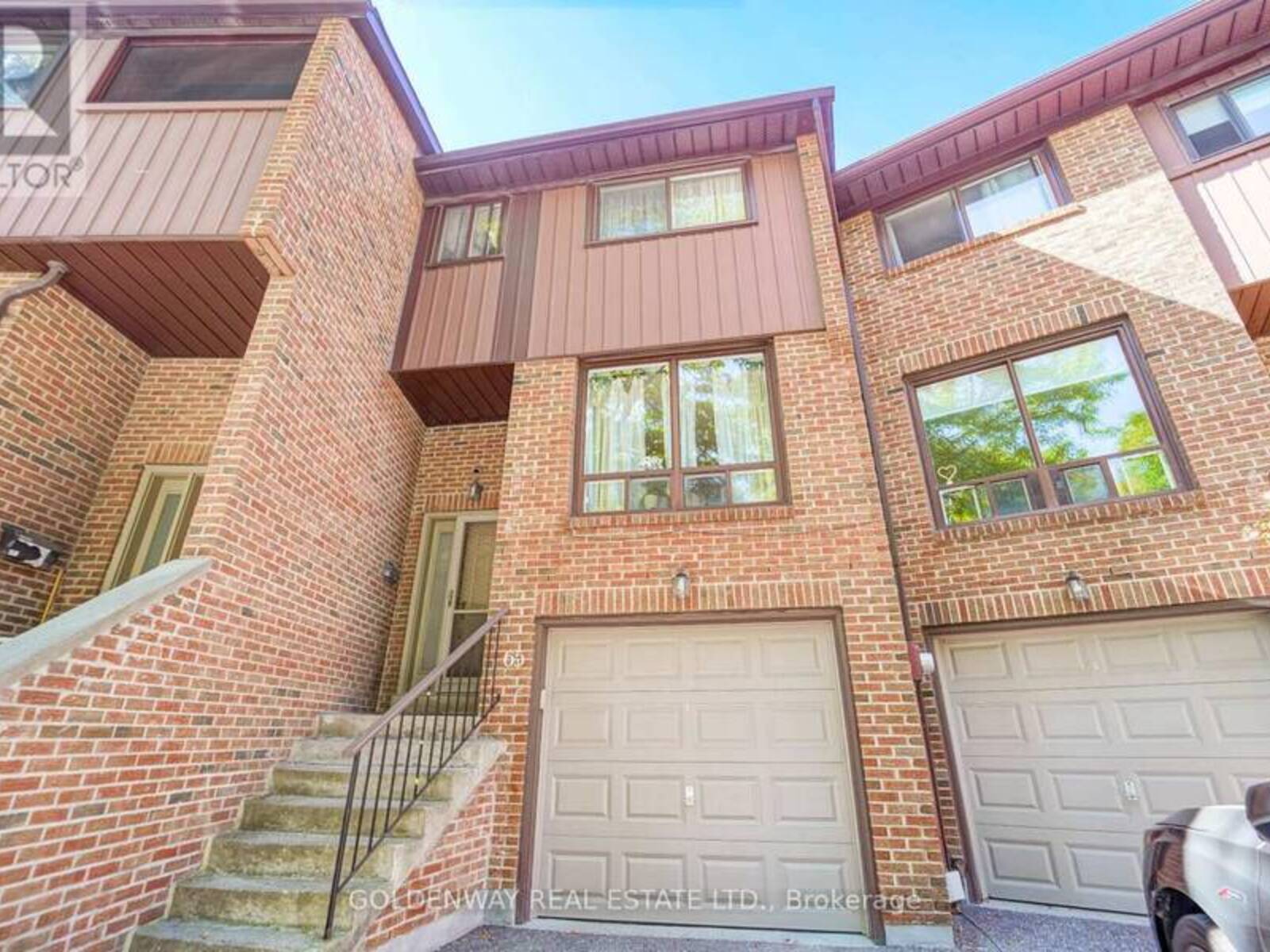 65 WAGON TRAILWAY, Toronto, Ontario M2J 4V4