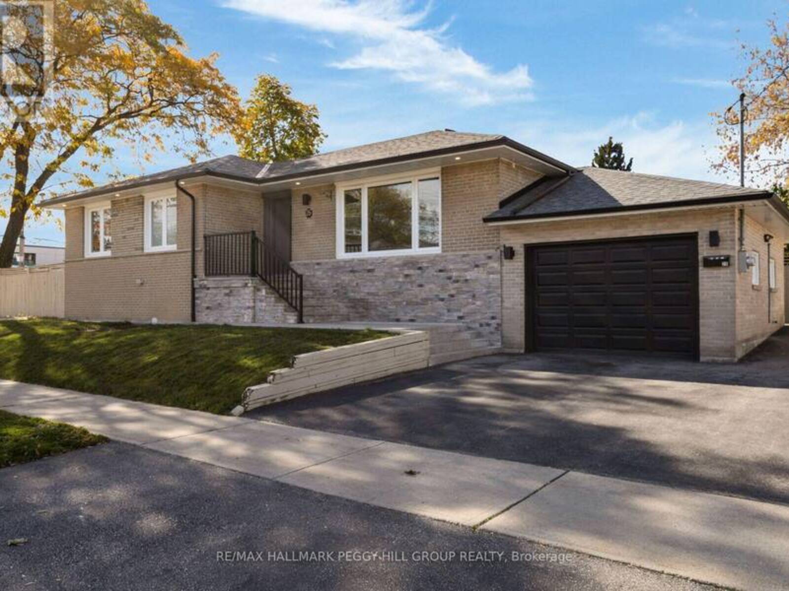 26 CELESTINE DRIVE, Toronto, Ontario M9R 3N1