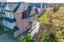102 DECKER HOLLOW CIRCLE | Brampton Ontario | Slide Image Ten