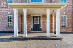 102 DECKER HOLLOW CIRCLE | Brampton Ontario | Slide Image Twelve