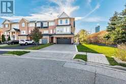102 DECKER HOLLOW CIRCLE | Brampton Ontario | Slide Image Four