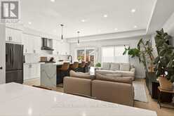74 BOBOLINK ROAD | Hamilton Ontario | Slide Image Eight