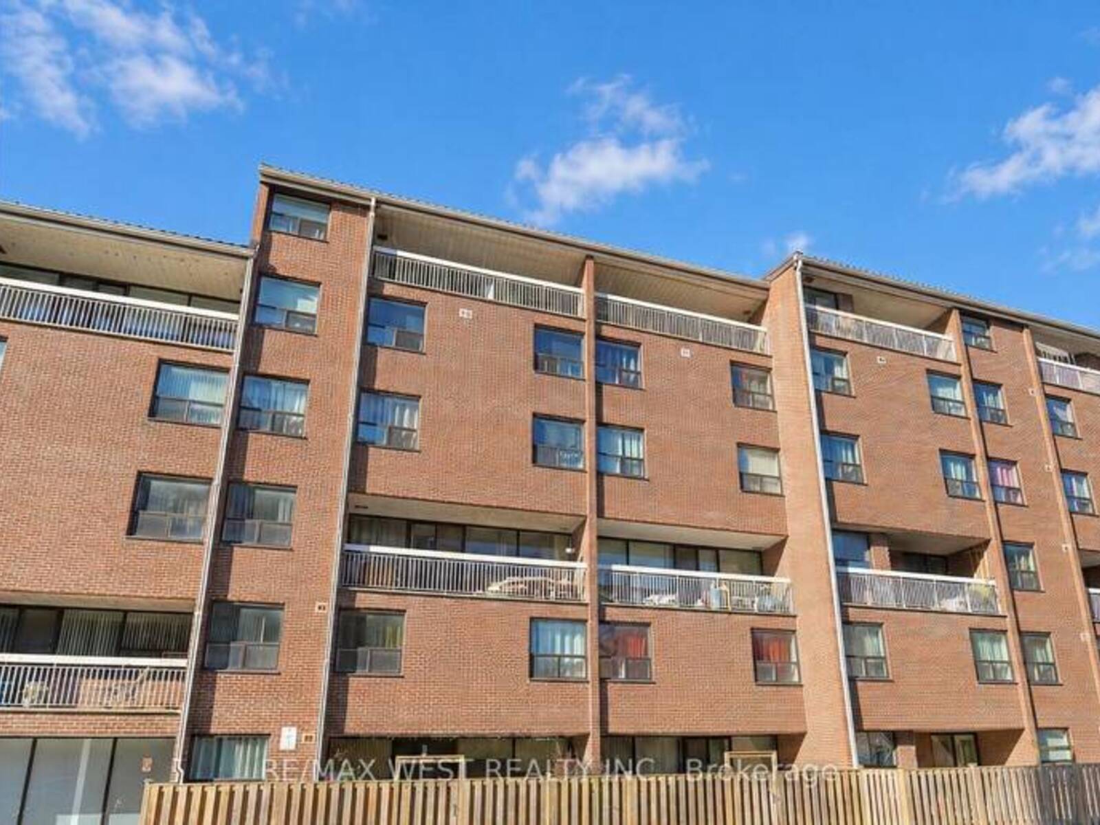 221C - 4064 LAWRENCE AVENUE E, Toronto, Ontario M1E 4V6