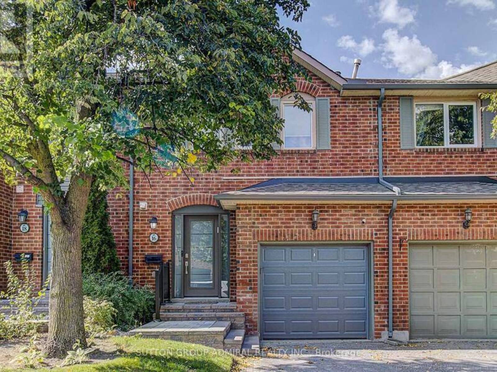 16 BEAUMONT PLACE, Vaughan, Ontario L4J 1X2