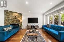 1002 OAKTREE CRESCENT | Newmarket Ontario | Slide Image Seventeen