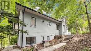 7 GREENBROOK DRIVE | Toronto Ontario | Slide Image Four