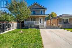 3 GAIR DRIVE | Toronto Ontario | Slide Image Three