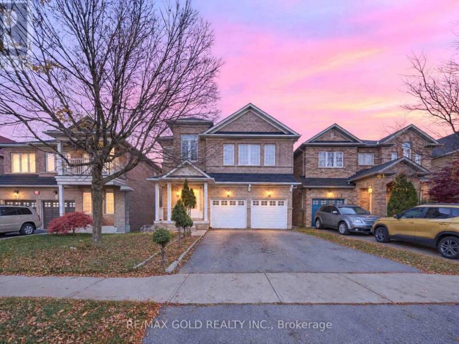 57 HARBOURTOWN CRESCENT, Brampton, Ontario L6V 4P5