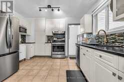 9 KENWOOD CRESCENT | London Ontario | Slide Image Twelve