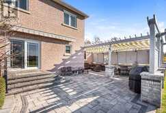 12 SOUTHWINDS DRIVE | Halton Hills Ontario | Slide Image Twelve