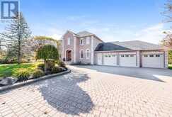 12 SOUTHWINDS DRIVE | Halton Hills Ontario | Slide Image Two