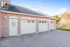 12 SOUTHWINDS DRIVE | Halton Hills Ontario | Slide Image Four