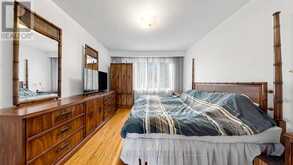 108 YORK DOWNS DRIVE | Toronto Ontario | Slide Image Seventeen