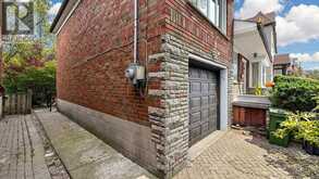 108 YORK DOWNS DRIVE | Toronto Ontario | Slide Image Thirty-six