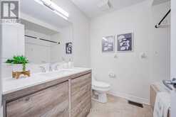 22 PITNEY AVENUE | Richmond Hill Ontario | Slide Image Twenty-two